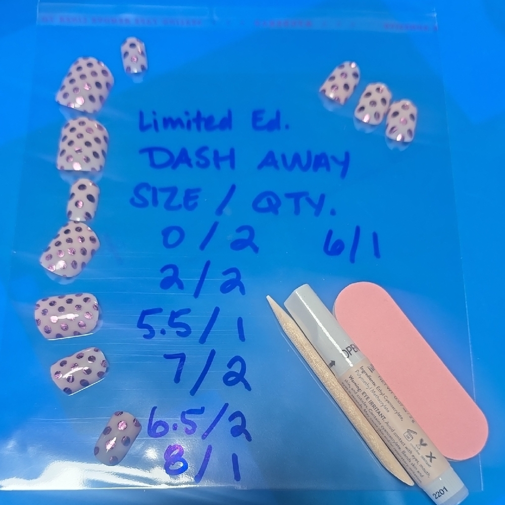 Limited Ed. DASH AWAY Pink Press-On Nails